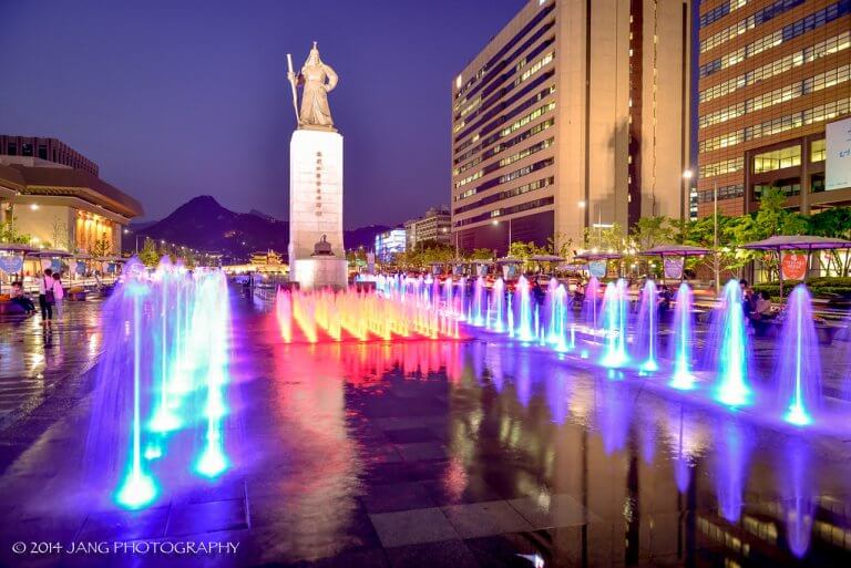 Gwanghwamun Square at night